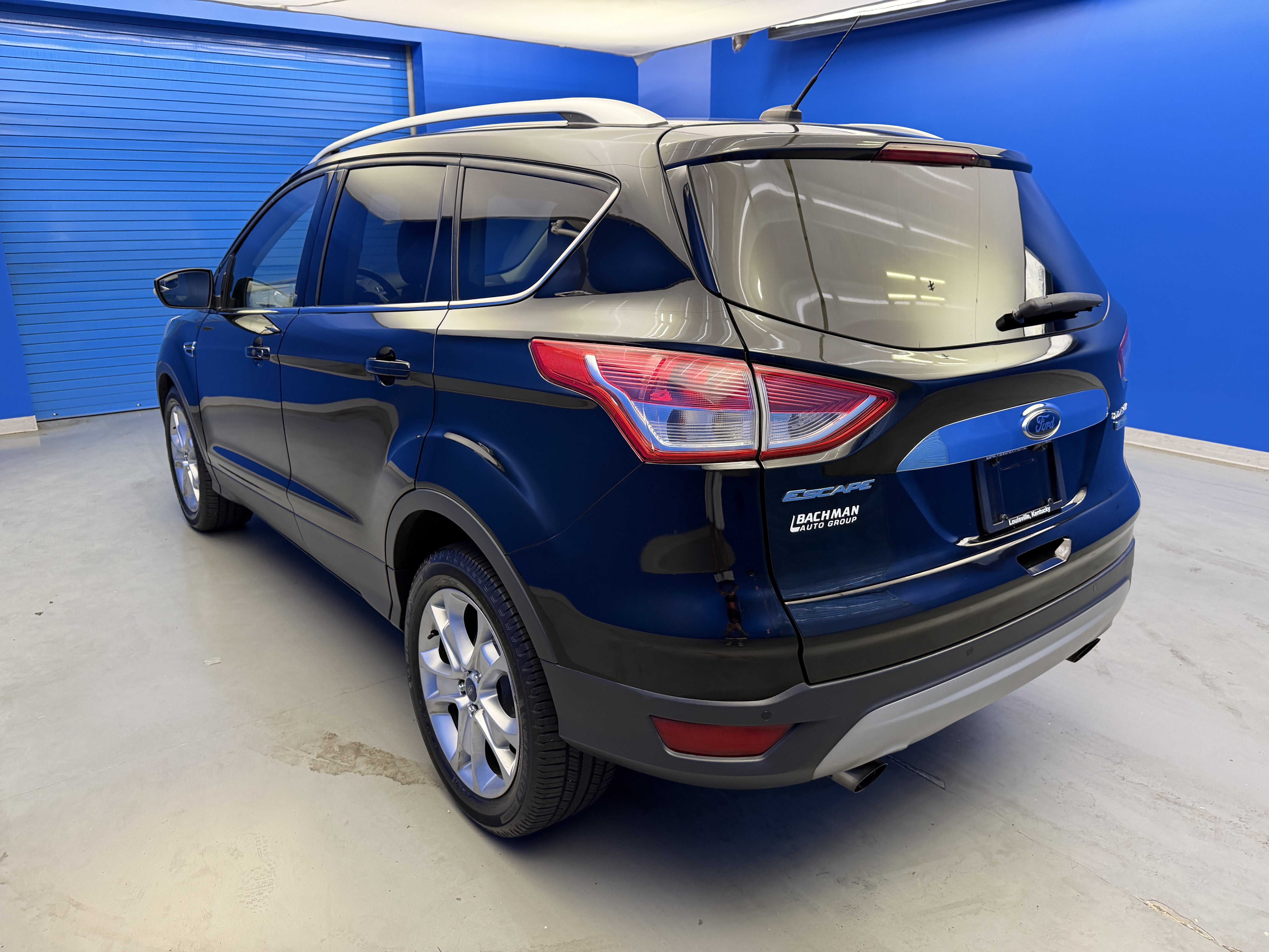 Used 2016 Ford Escape Titanium FWD image 5