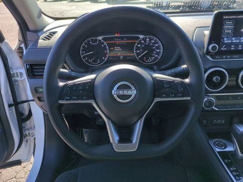 Used 2025 Nissan Sentra SV image 14