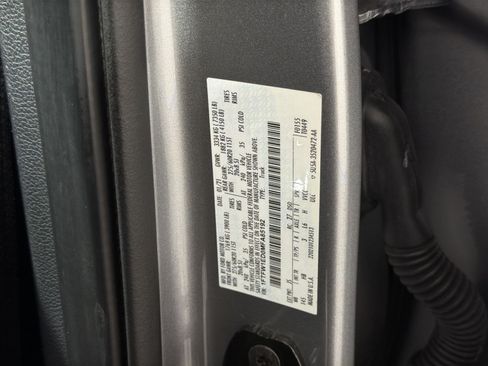 Used 2021 Ford F150 Lariat w/ Equipment Group 502A High AWD/4WD image 30