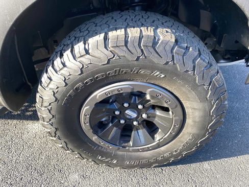 Used 2017 Ford F150 Raptor w/ Equipment Group 802A Luxury image 33