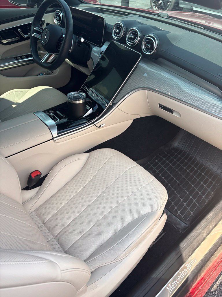 Used 2024 Mercedes-Benz CLE 300 4MATIC Cabriolet image 3