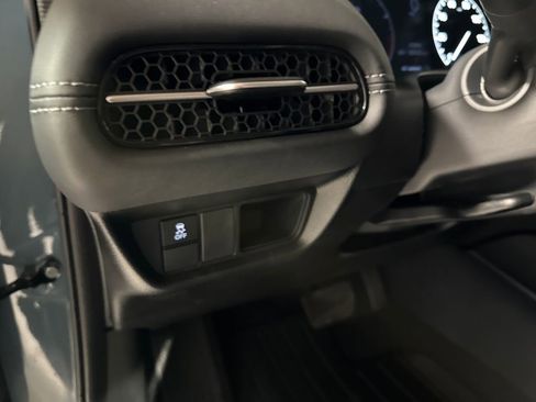 Certified 2024 Honda HR-V EX-L image 18