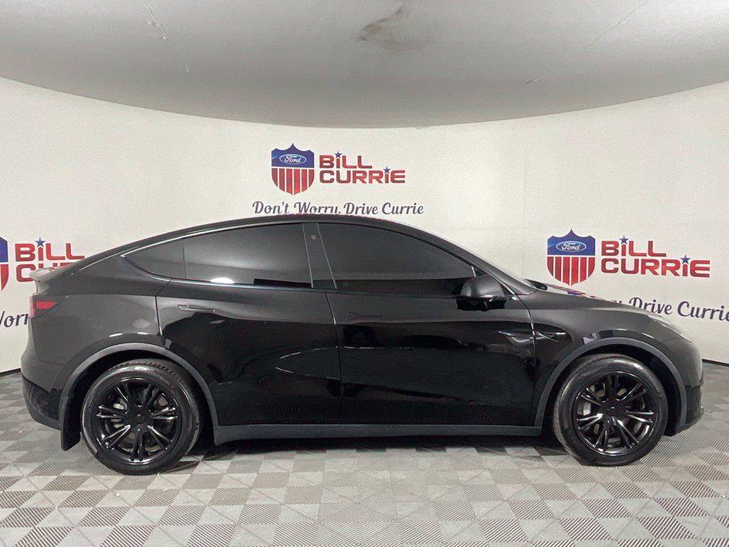 Used 2021 Tesla Model Y Long Range AWD/4WD image 2