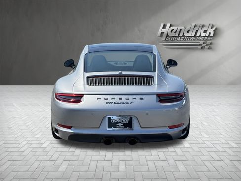 Used 2018 Porsche 911 Carrera T RWD image 10