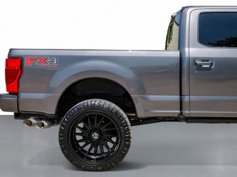 Used 2021 Ford F250 Lariat image 6