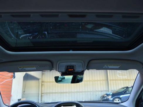 Used 2016 Volvo XC70 T5 Premier w/ Proximity Package FWD image 26