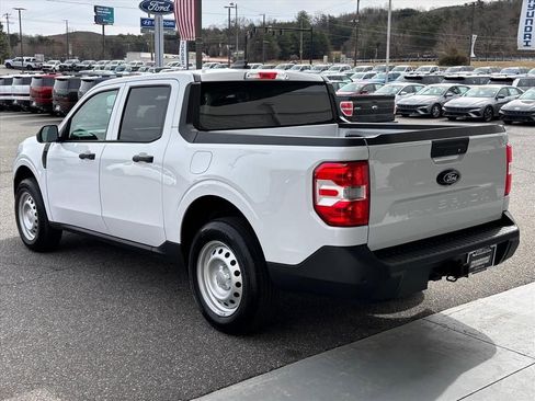 Used 2025 Ford Maverick XL image 2