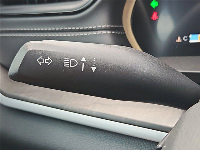 Used 2026 Jeep Grand Cherokee Altitude AWD/4WD image 15