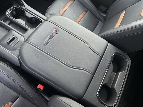 Used 2024 GMC Sierra 2500 AT4 w/ AT4 Premium Plus Package image 23