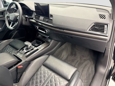 Used 2023 Audi SQ5 Premium Plus w/ Premium Plus Package AWD/4WD image 16