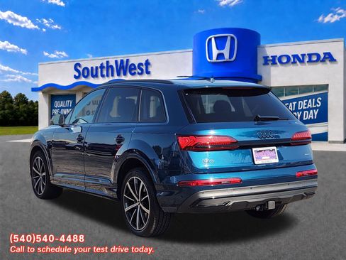 Used 2022 Audi Q7 3.0T Prestige AWD/4WD image 4