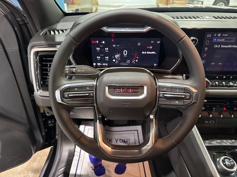 New 2026 GMC Canyon Elevation w/ Convenience Package image 24