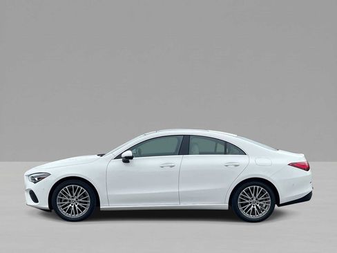 Used 2025 Mercedes-Benz CLA 250 4MATIC image 3