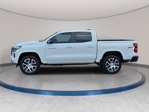 Used 2023 Chevrolet Colorado Z71 w/ Z71 Convenience Package 2 AWD/4WD image 8