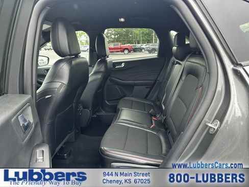 Used 2025 Ford Escape ST-Line AWD/4WD image 18