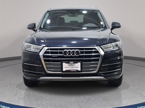 Used 2019 Audi Q5 2.0T Premium w/ Convenience Package image 3
