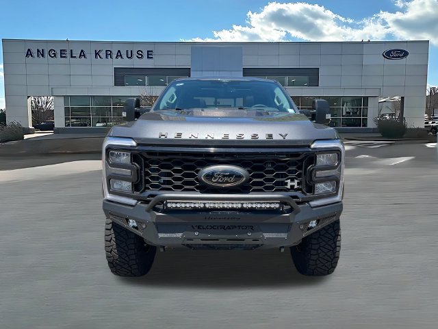 New 2026 Ford F250 Lariat w/ Black Appearance Package AWD/4WD image 2