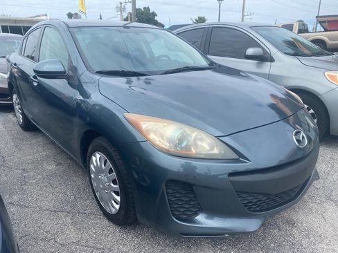 Used 2013 MAZDA MAZDA3 i Sport image 2