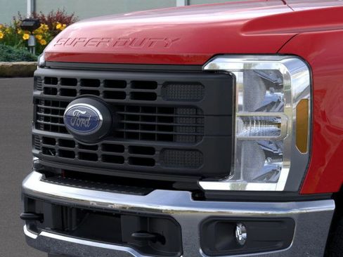 New 2026 Ford F250 XL w/ XL Driver Assist Package image 17