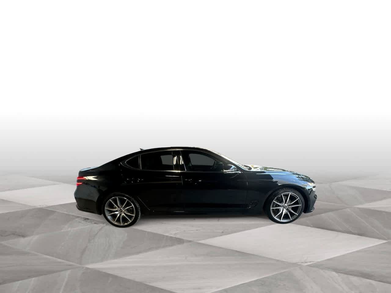 Used 2023 Genesis G70 2.0T RWD image 9