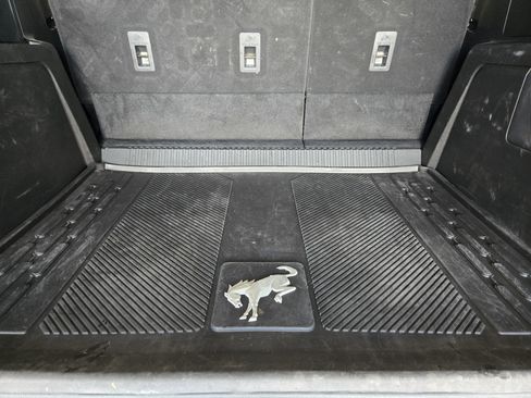 Certified 2025 Ford Bronco Raptor w/ Interior Carbon Fiber Pack AWD/4WD image 31