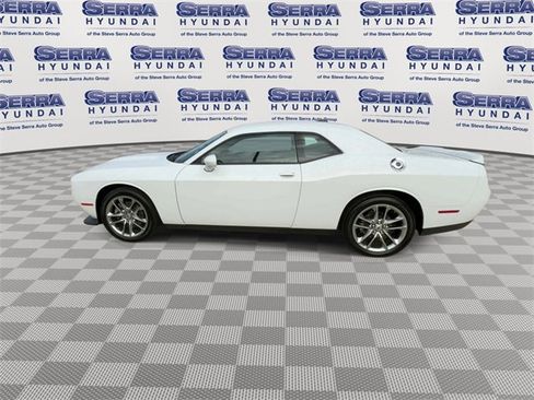 Used 2023 Dodge Challenger GT image 5