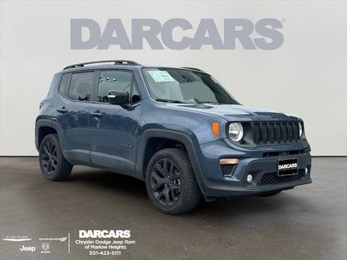 Certified 2022 Jeep Renegade Altitude w/ Convenience Group AWD/4WD image 1