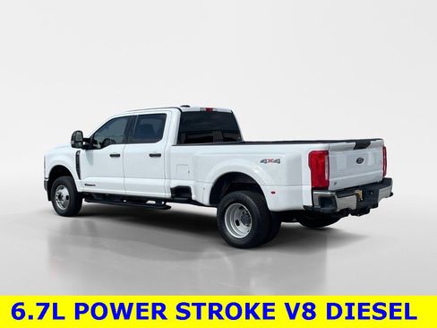 Certified 2024 Ford F350 XLT image 4