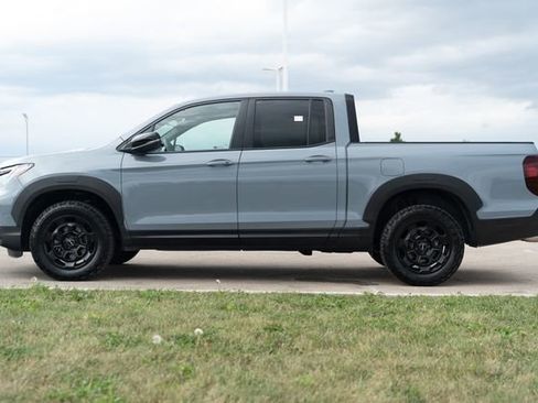 Used 2025 Honda Ridgeline TrailSport+ image 4