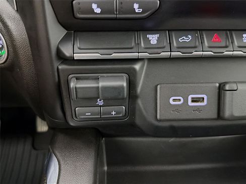 Used 2022 Chevrolet Silverado 2500 LT w/ Convenience Package AWD/4WD image 33