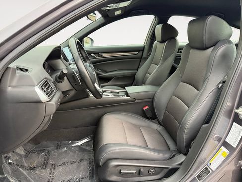 Used 2020 Honda Accord Sport image 14