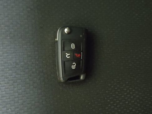 Used 2019 Volkswagen Jetta S w/ Driver Assistance Package image 32