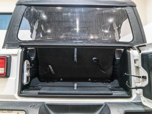 Used 2019 Jeep Wrangler Sport AWD/4WD image 28