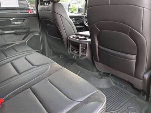 Used 2023 RAM 1500 Laramie AWD/4WD image 17
