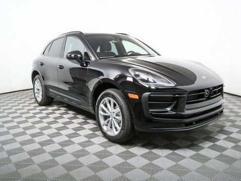 New 2026 Porsche Macan image 28