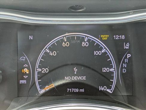Used 2019 Jeep Grand Cherokee Summit w/ Platinum Series Group AWD/4WD image 10
