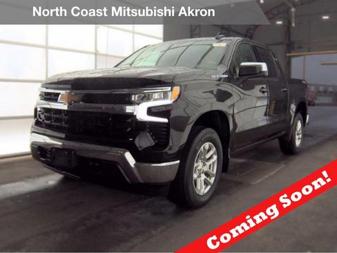 Used 2023 Chevrolet Silverado 1500 LT AWD/4WD image 1