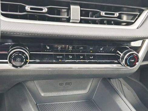 New 2026 Chevrolet Equinox LT w/ Midnight Edition image 20