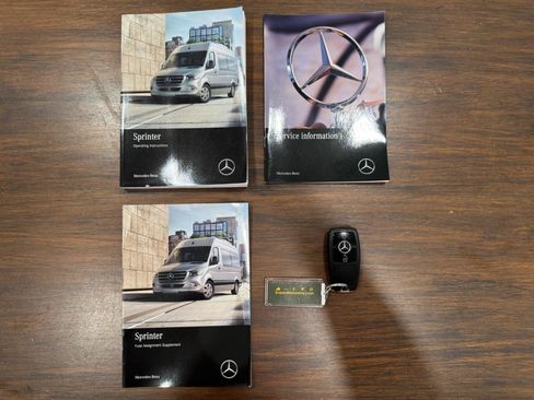 Used 2021 Mercedes-Benz Sprinter 2500 image 50