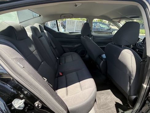 Certified 2025 Nissan Altima 2.5 S FWD image 28