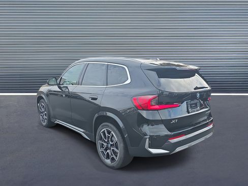New 2026 BMW X1 xDrive28i w/ Convenience Package image 4