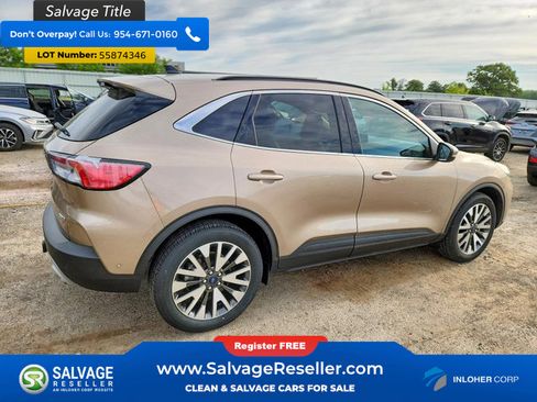 Used 2020 Ford Escape Titanium AWD/4WD image 4