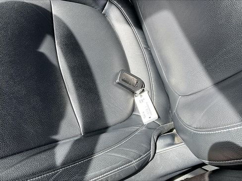 Used 2024 Honda Odyssey EX-L image 14
