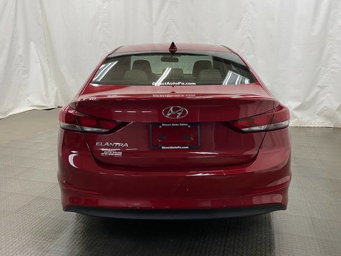 Used 2017 Hyundai Elantra SE image 8