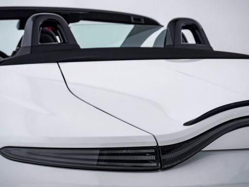 New 2026 Aston Martin V8 Vantage S image 15