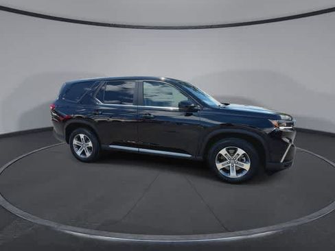 Used 2024 Honda Pilot EX-L image 9