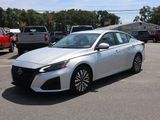Used 2023 Nissan Altima 2.5 SV image 3