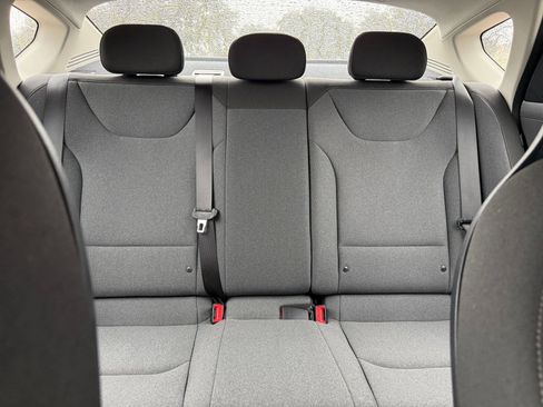 Used 2025 Kia K4 LXS image 39