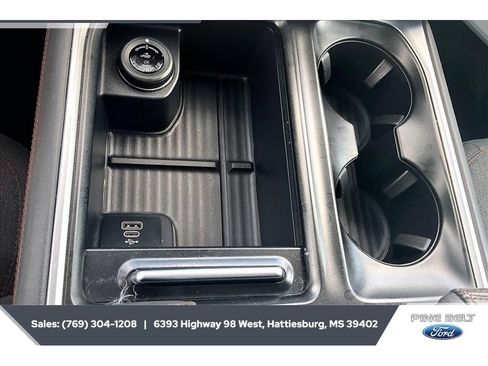 Used 2025 Ford Expedition Max Active AWD/4WD image 23