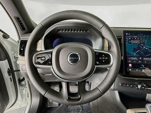New 2026 Volvo XC90 T8 Ultra w/ Protection Package AWD/4WD image 11